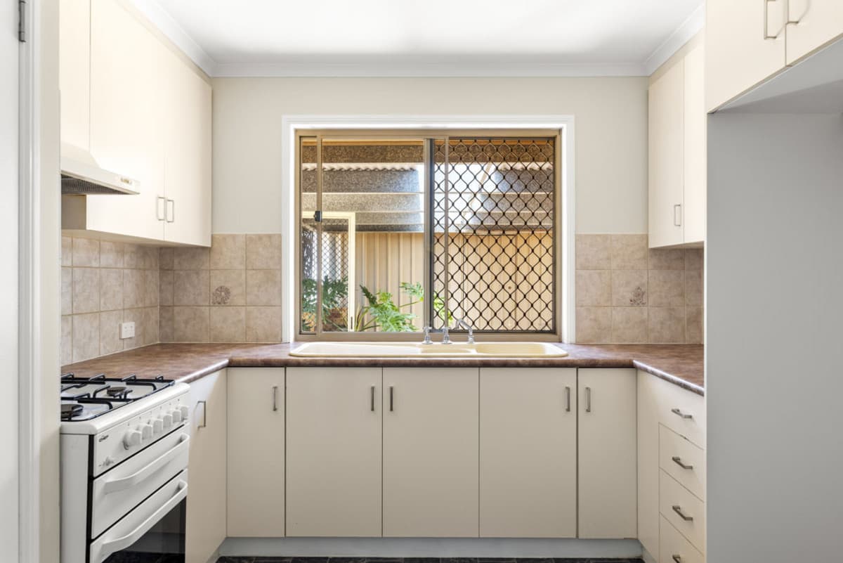 116 Kearney Street, Kearneys Spring QLD 4350, Kearneys Spring - Thumbnail 2