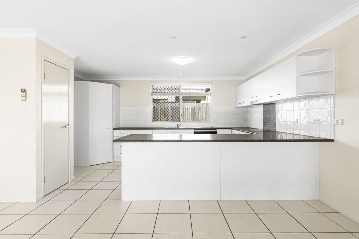 3 Highgrove Drive, Highfields QLD 4352, Highfields - Thumbnail 2