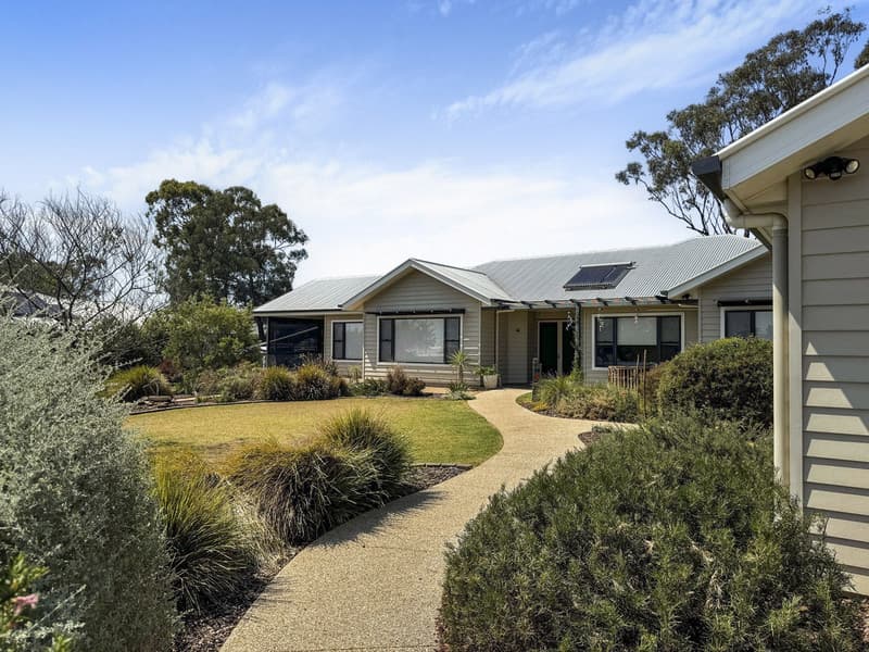 6 Pipit Court, Meringandan West QLD 4352, Meringandan West - Thumbnail 2