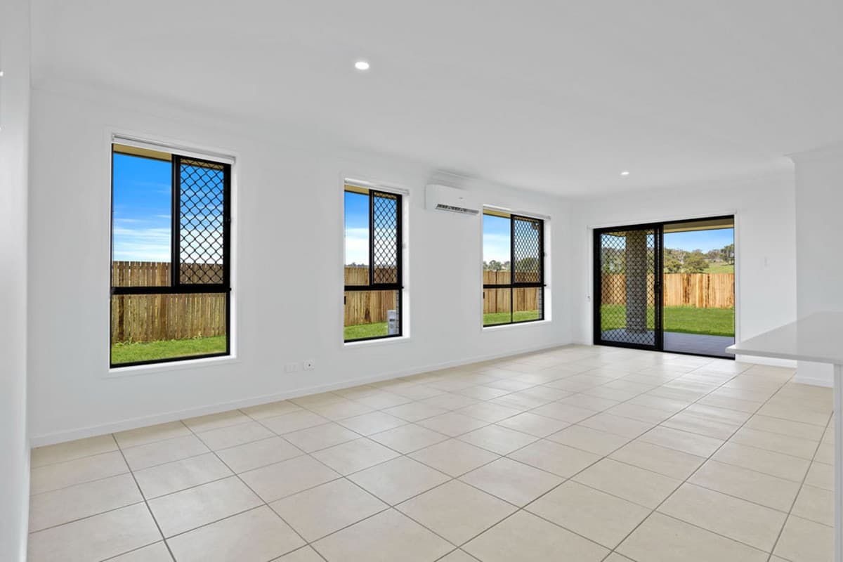 23 Bradley Street, Meringandan West QLD 4352, Meringandan West - Thumbnail 6