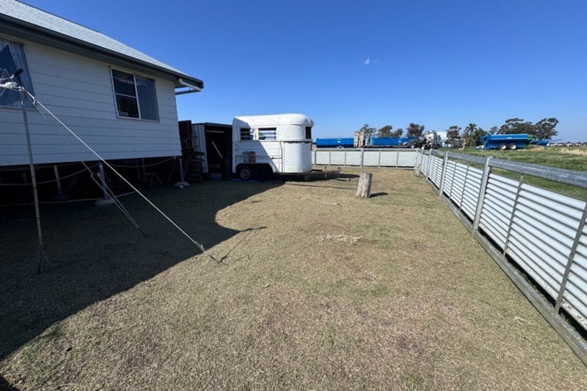 2 Lynagh Street, Kaimkillenbun QLD 4406, Kaimkillenbun - Thumbnail 3