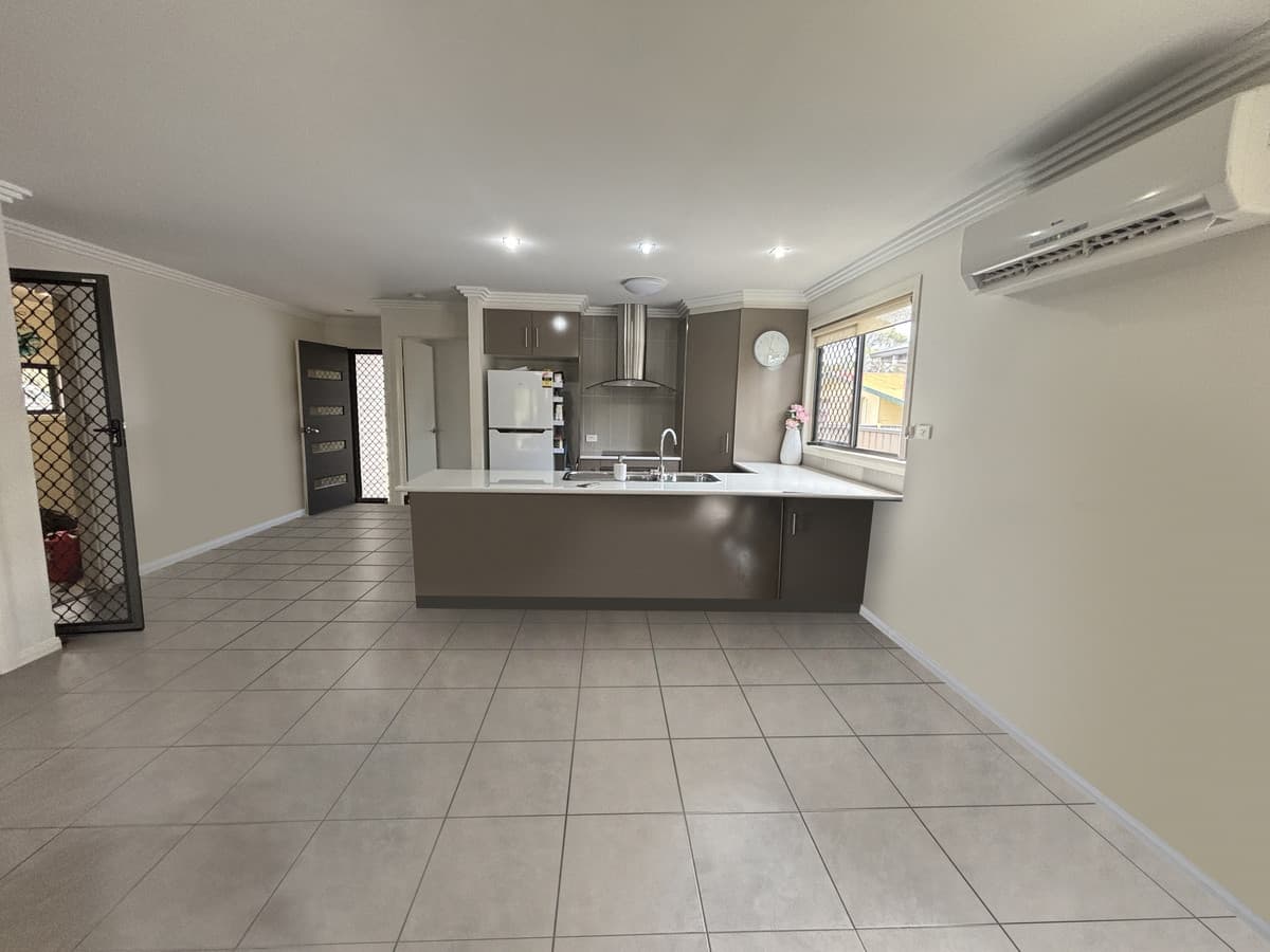3 / 4 North Street, Dalby QLD 4405, Dalby - Thumbnail 2