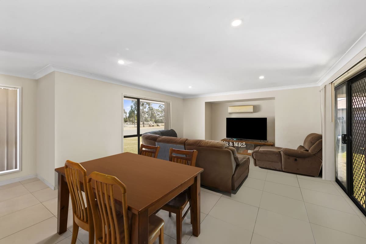 13 Weebah Place, CAMBOOYA QLD 4358, Cambooya - Thumbnail 4