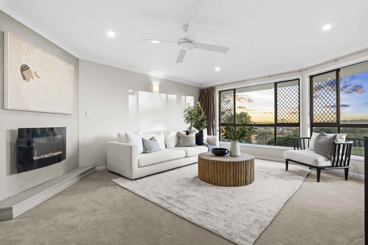 17 Coverdale Crescent, Cotswold Hills QLD 4350, Cotswold Hills - Thumbnail 2