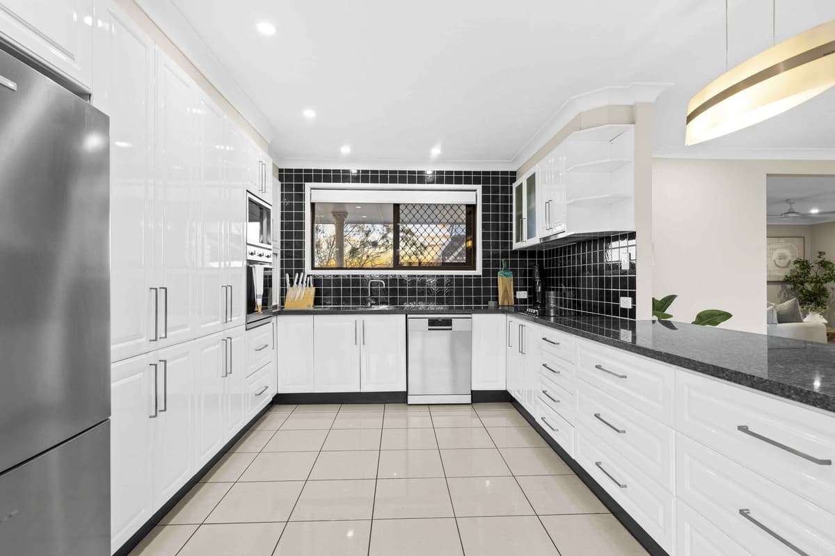 17 Coverdale Crescent, Cotswold Hills QLD 4350, Cotswold Hills - Thumbnail 6