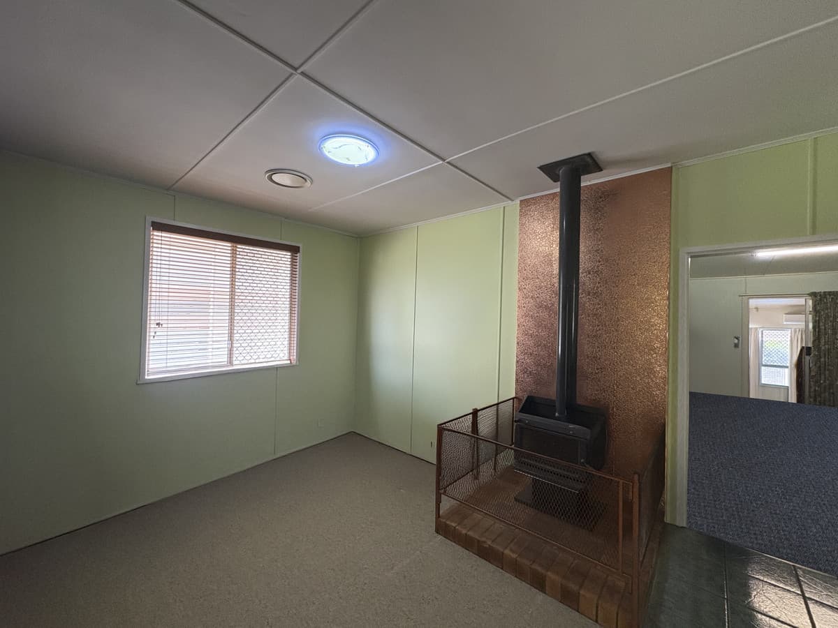 23 Scarlet Street, Dalby QLD 4405, Dalby - Thumbnail 5