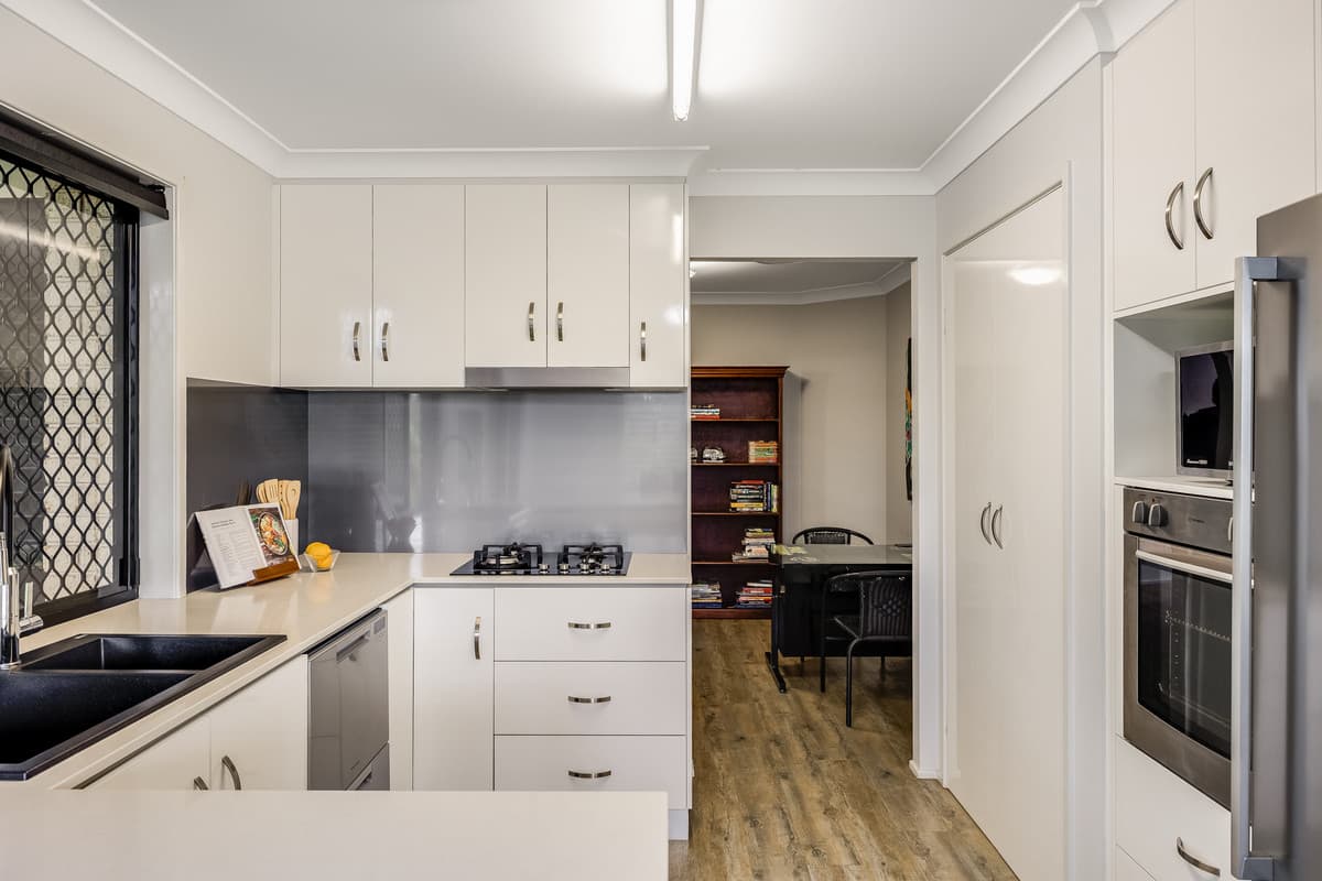 12 Delvue Crescent, HIGHFIELDS QLD 4352, Highfields - Thumbnail 2
