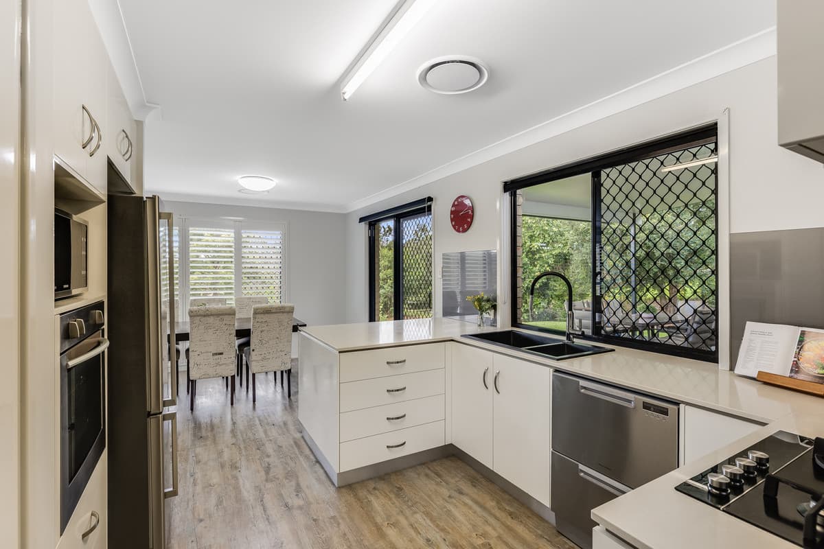 12 Delvue Crescent, HIGHFIELDS QLD 4352, Highfields - Thumbnail 7