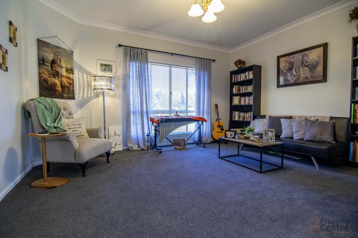 81 Summer Avenue, DALBY QLD 4405, Dalby - Thumbnail 8