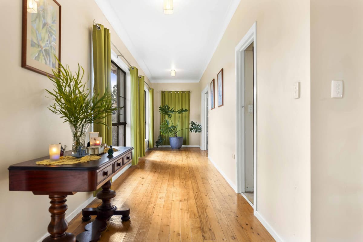 13 Granada Drive, Highfields QLD 4352, Highfields - Thumbnail 2
