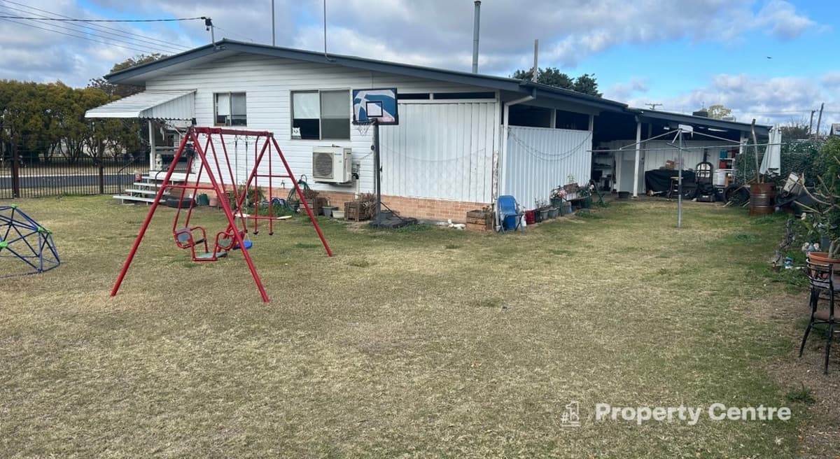 22 Wilkes Street, Dalby QLD 4405, Dalby - Thumbnail 3