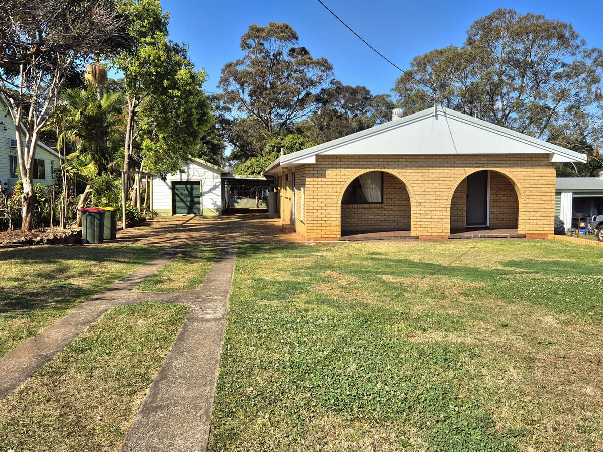 23 Fern Street, Blackbutt QLD 4314, Blackbutt - Image 1