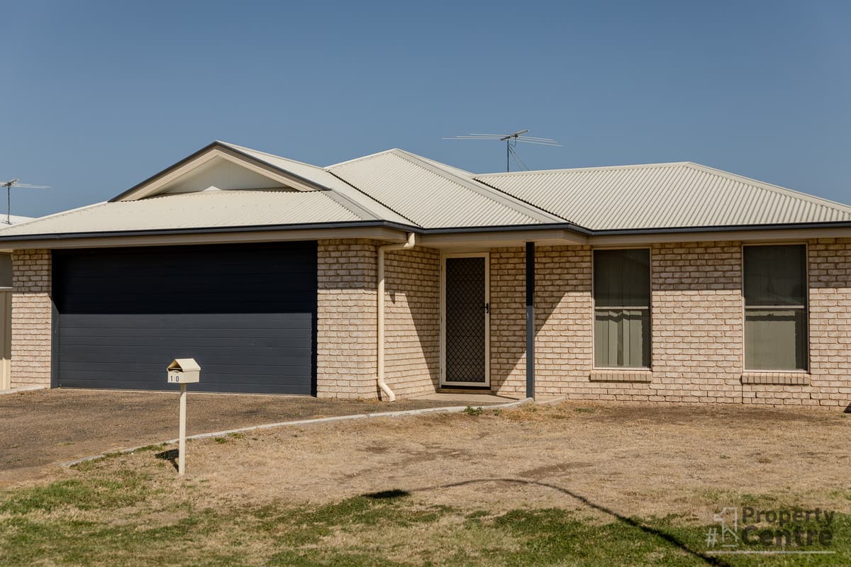 10 Barry Place, DALBY QLD 4405, Dalby - Image 1
