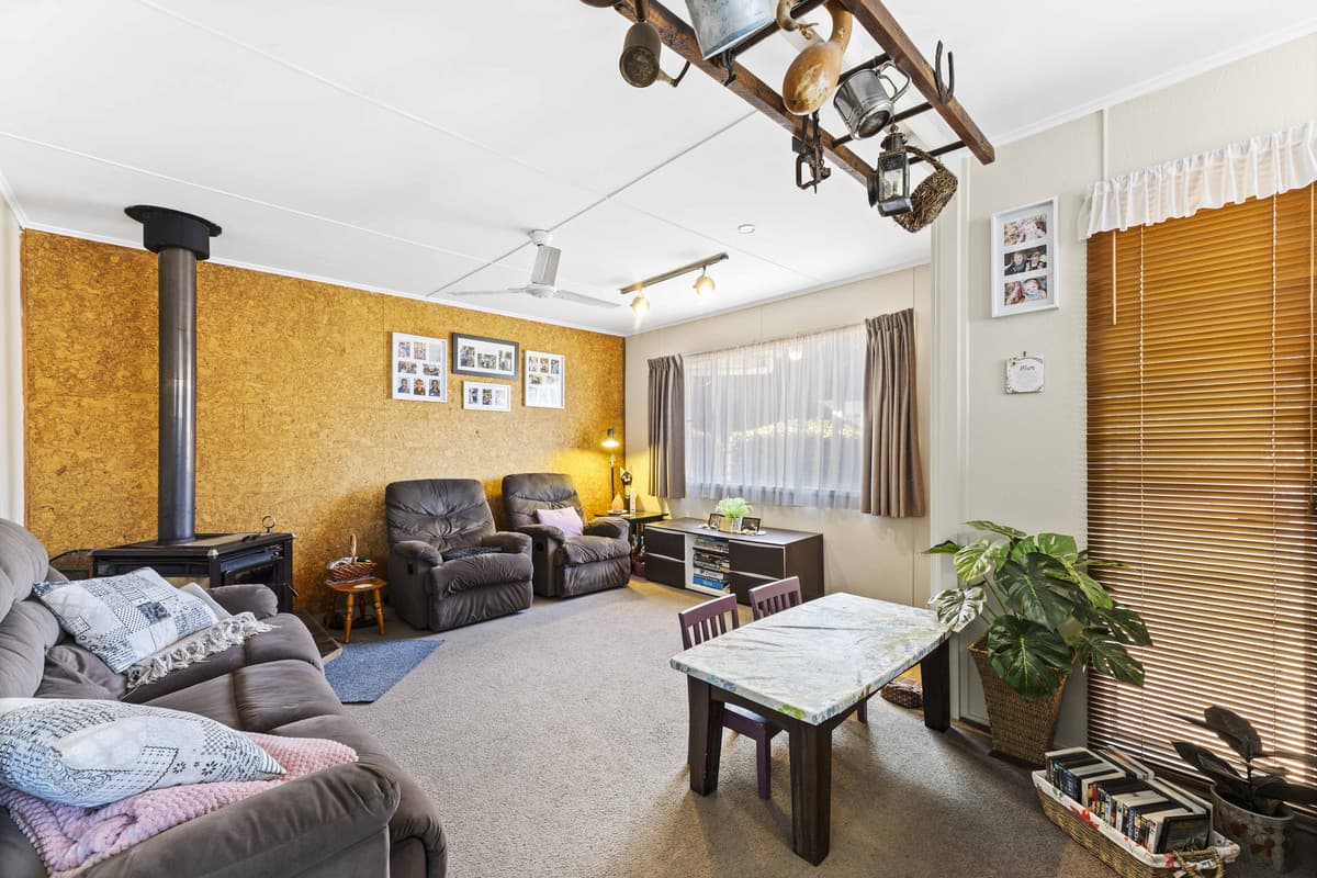 30 Wombyra Street, NEWTOWN QLD 4350, Newtown - Thumbnail 5