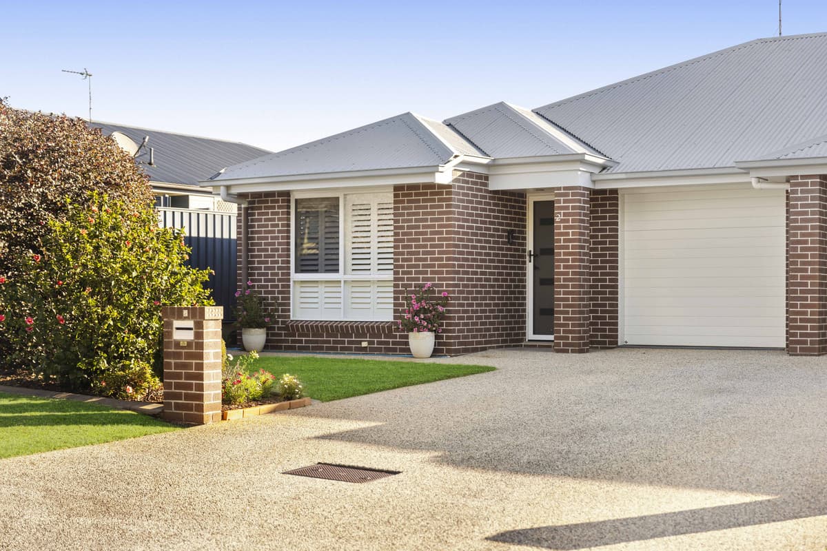 2 / 3 Esmond Street, Rockville QLD 4350, Rockville - Image 1