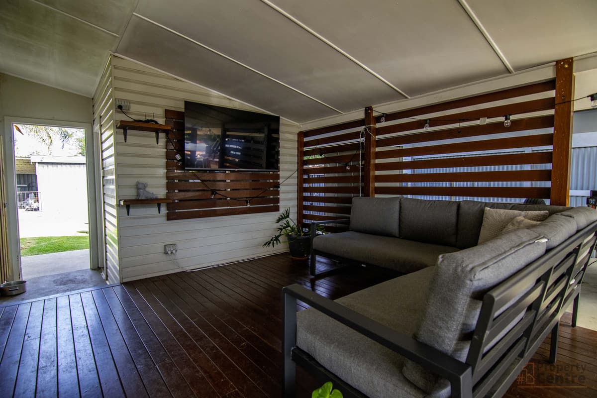 6 Ayrton Street, DALBY QLD 4405, Dalby - Thumbnail 2