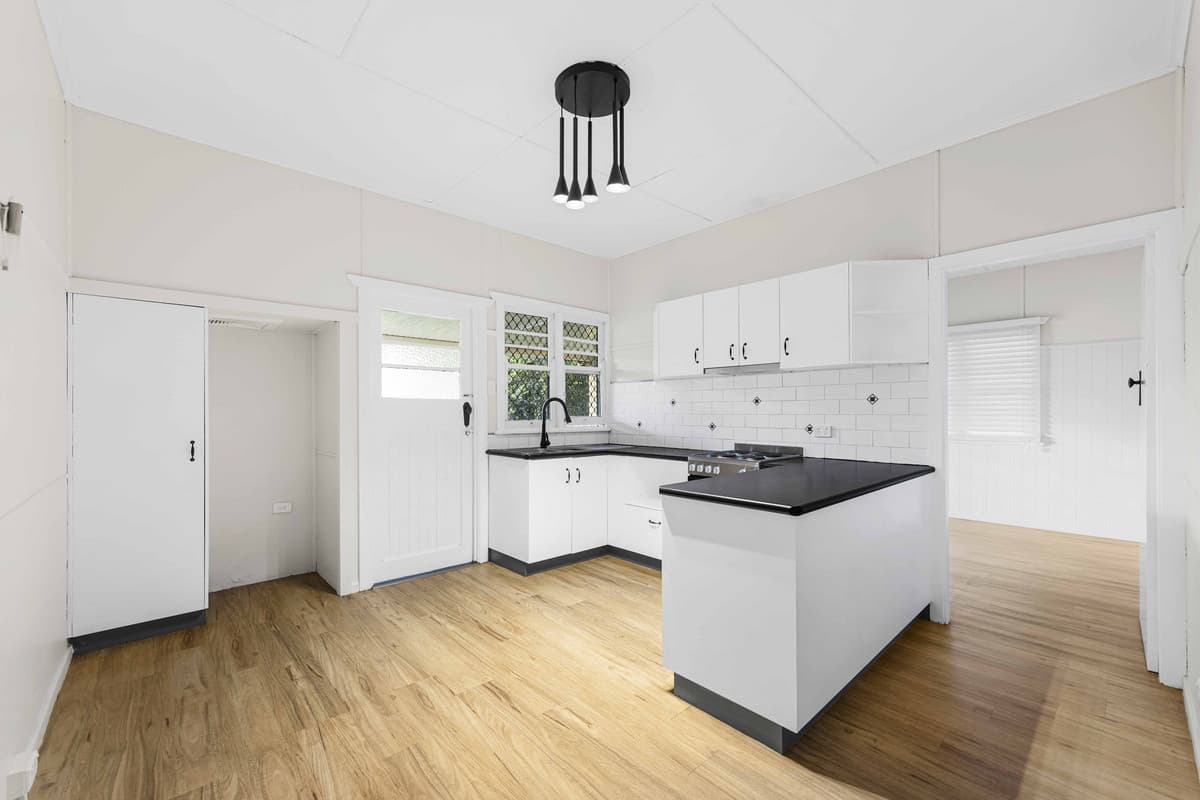 77 Stephen Street, Harristown QLD 4350, Harristown - Thumbnail 5
