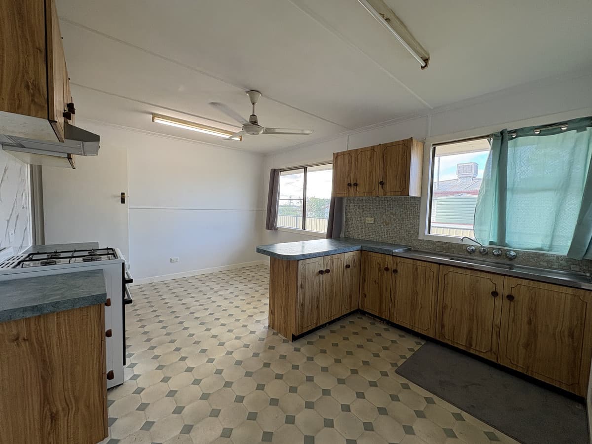 156 Drayton Street, Dalby QLD 4405, Dalby - Thumbnail 6