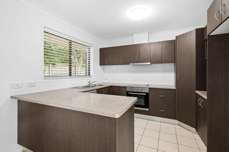 19a Waterford Road, Gailes - Thumbnail 2