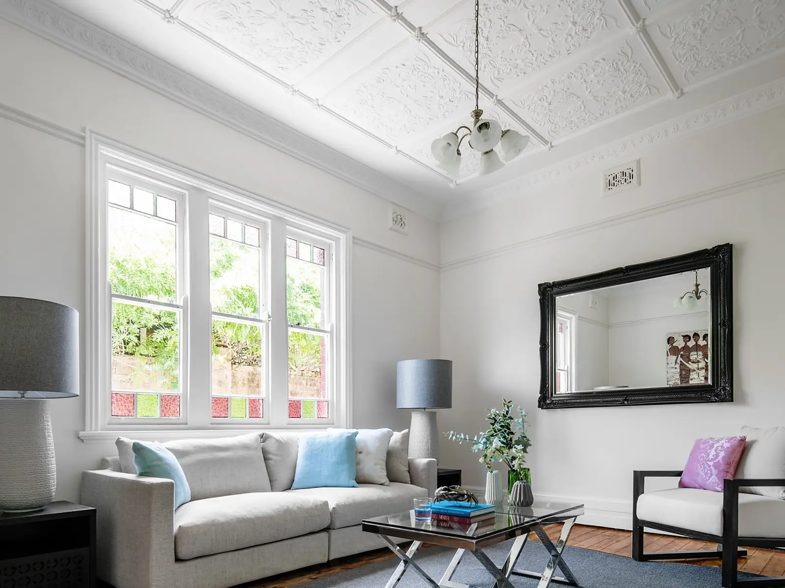 7/11 Priory Street, Indooroopilly - Image 1