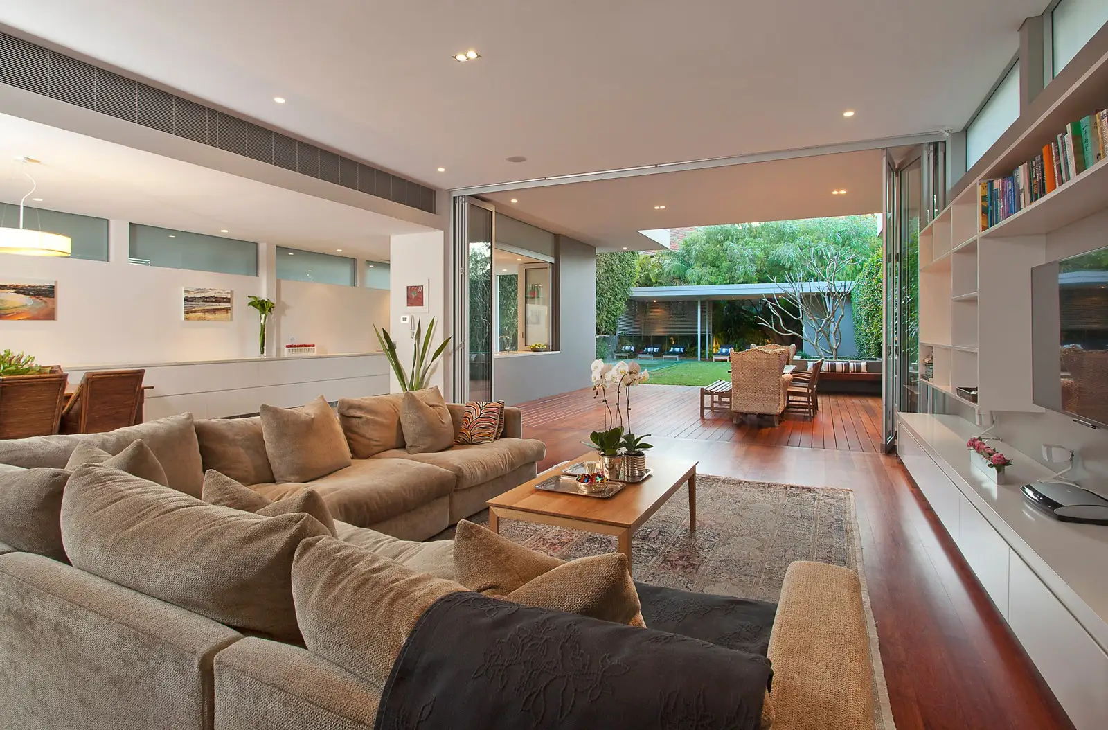 104/25 O'Sullivan Road, Glen Waverley, VIC, Pullenvale - Thumbnail 2