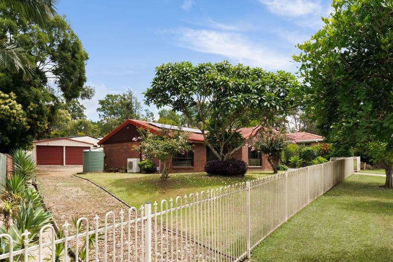 4 Dunoon Court, Karana Downs - Thumbnail 2