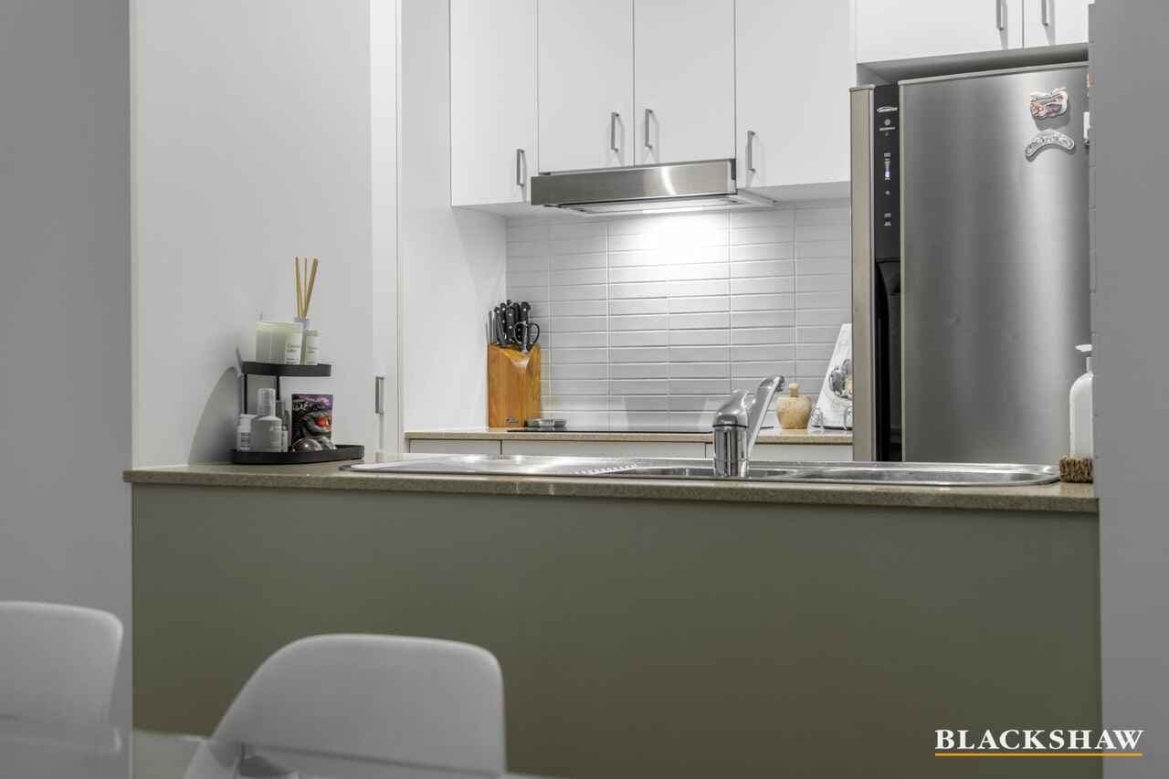 7/42 Henty Street, Braddon, Braddon - Thumbnail 2