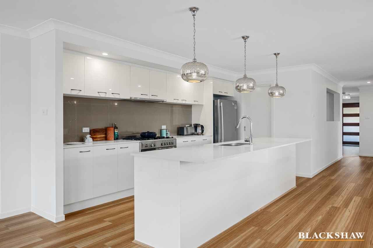 14 Caitlin Crescent, Broulee, Broulee - Thumbnail 2