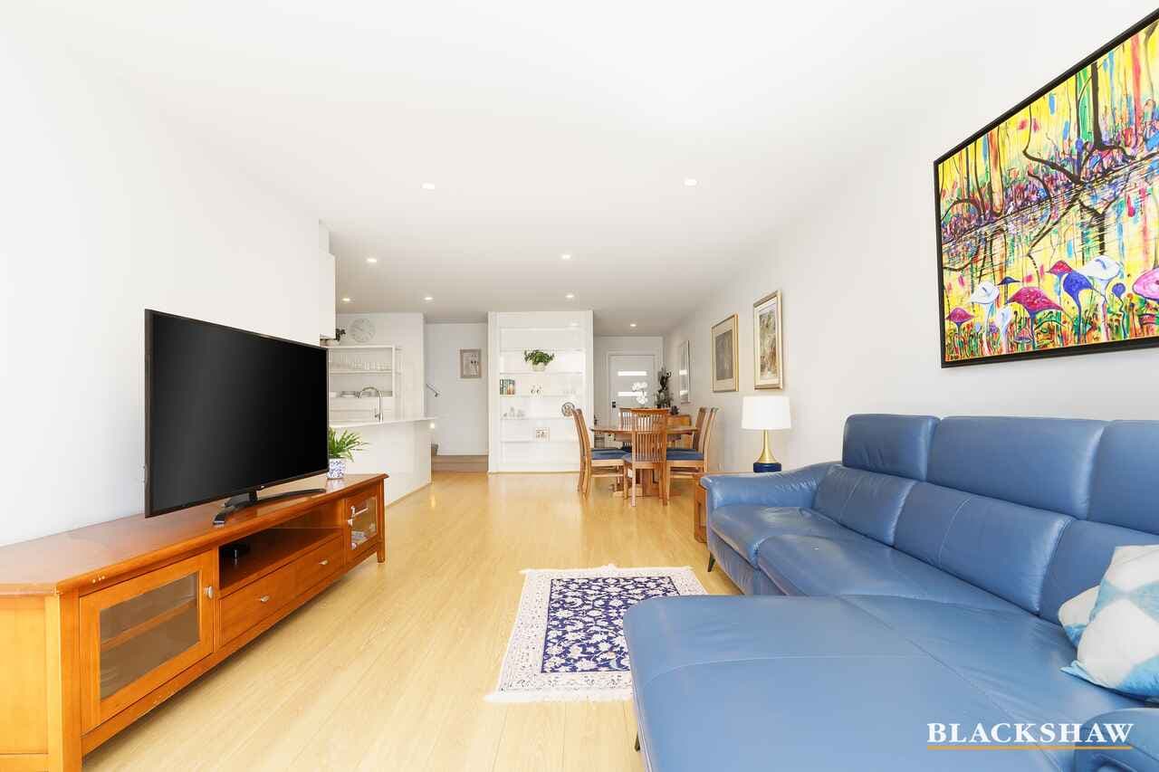 30/90 John Gorton Drive, Coombs, Coombs - Thumbnail 2