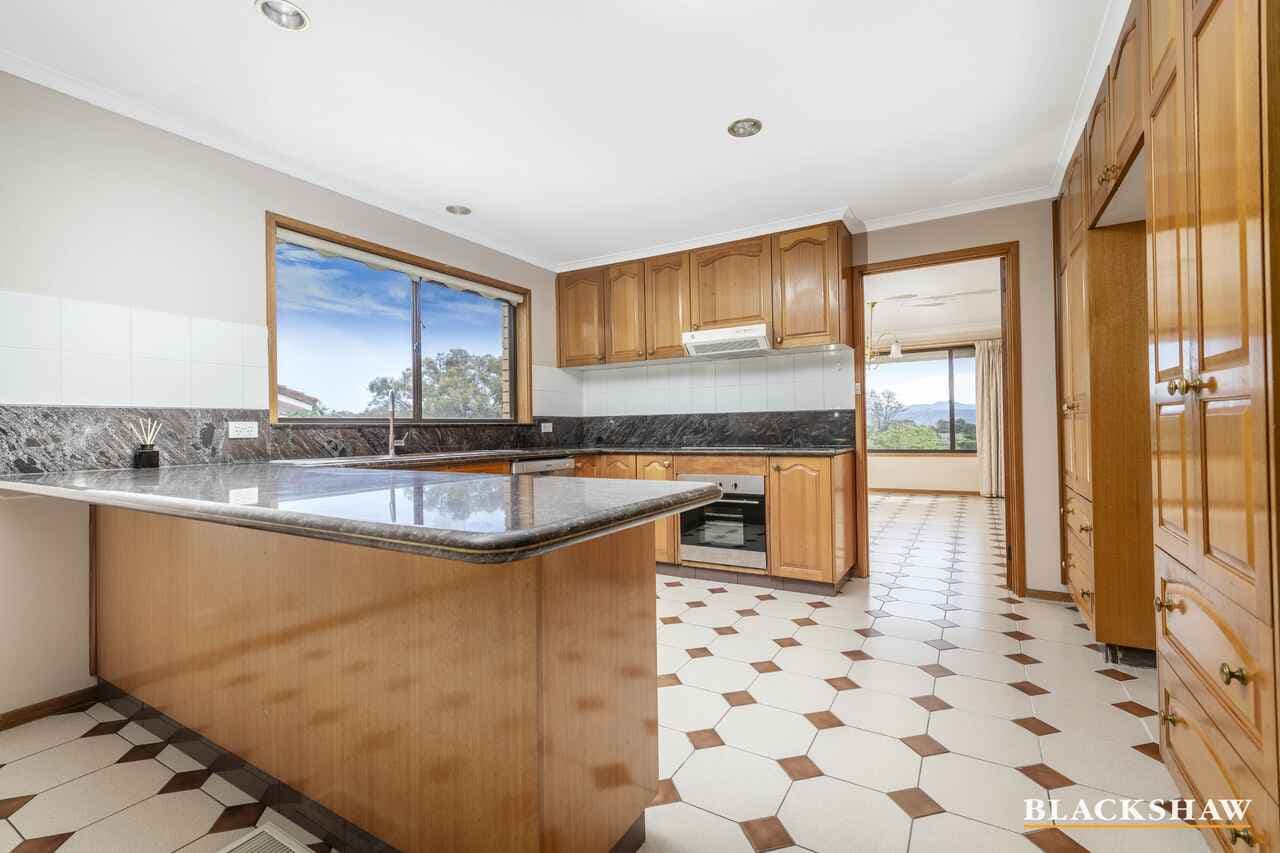 6 Willoughby Crescent, Gilmore, Gilmore - Thumbnail 4