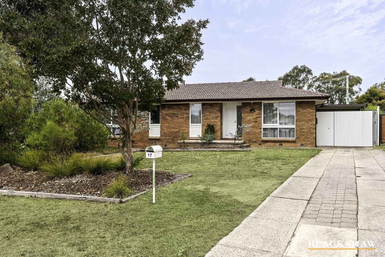 17 McCabe Crescent, Holt, Holt - Thumbnail 2