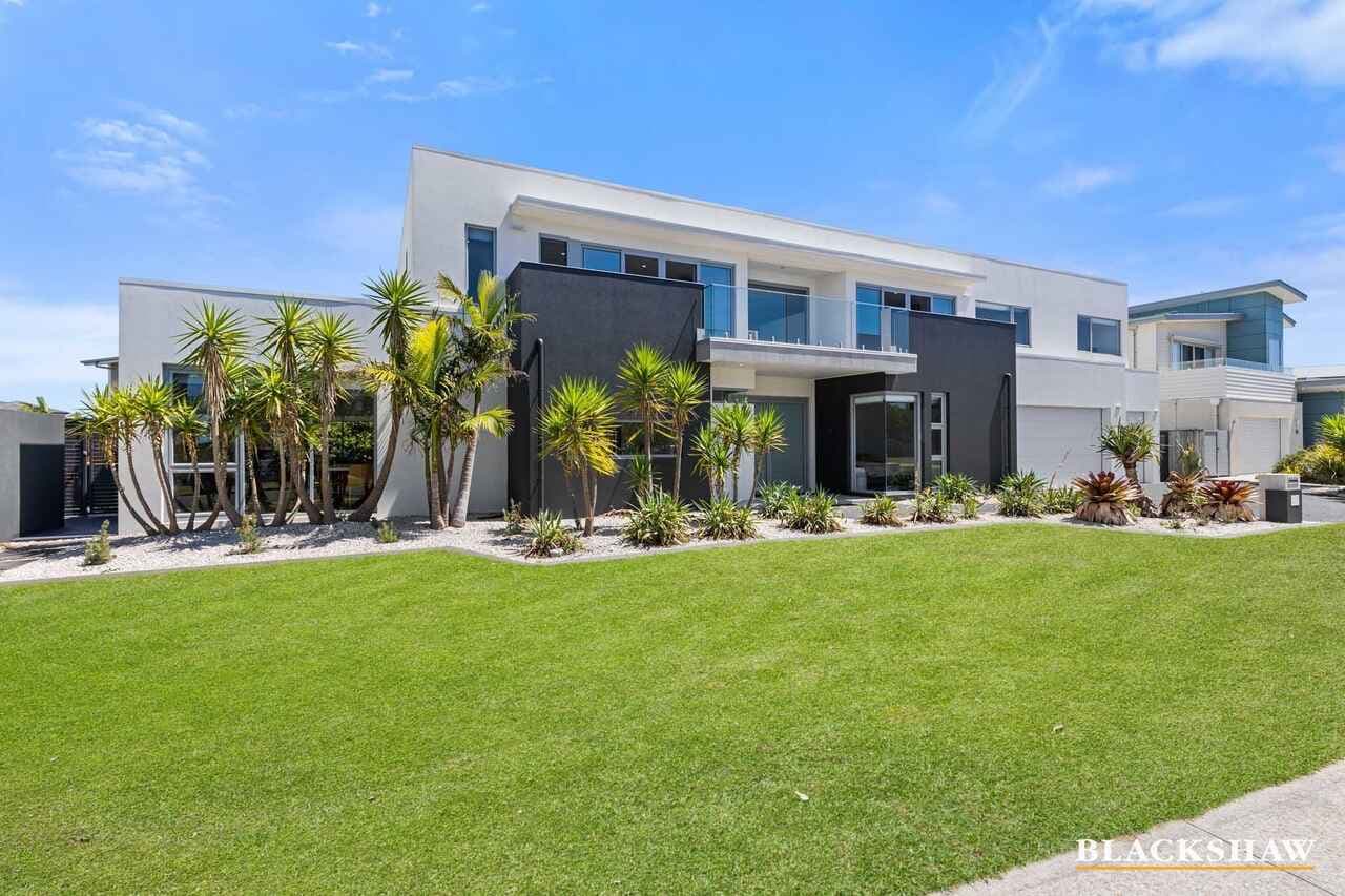10   Beachside Boulevard, Tomakin, Tomakin - Thumbnail 2