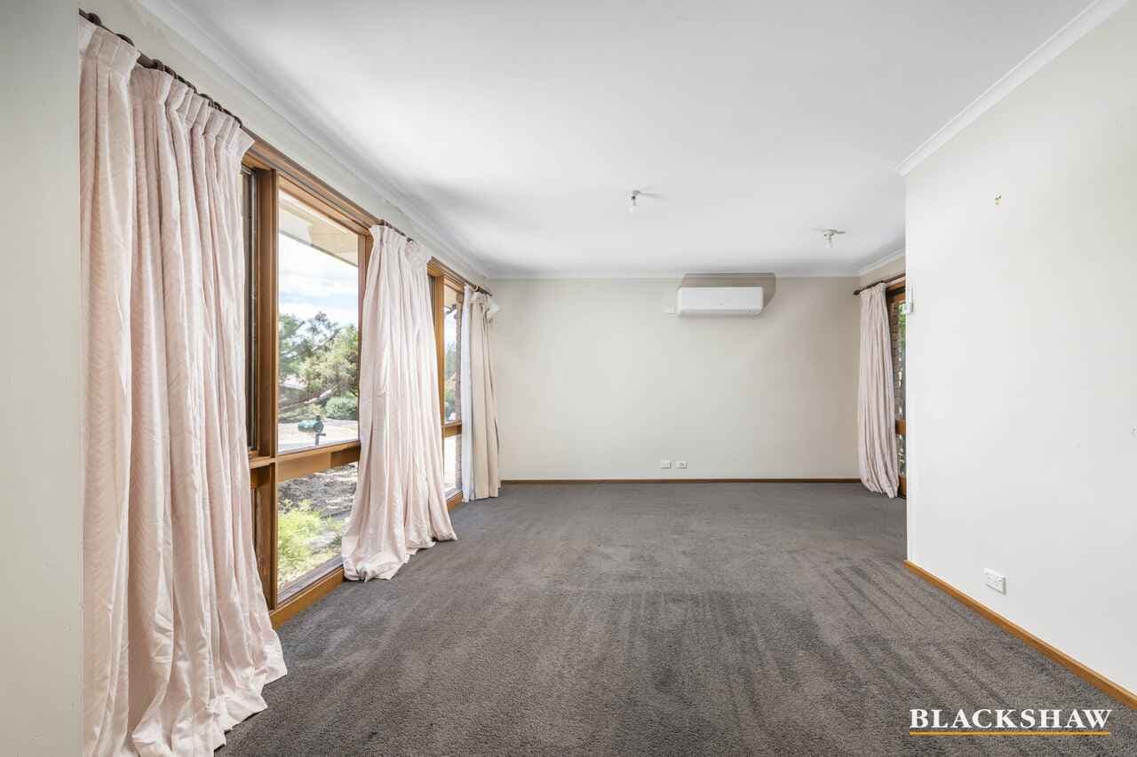 2 Hazel Smith Crescent, Oxley, Oxley - Thumbnail 2