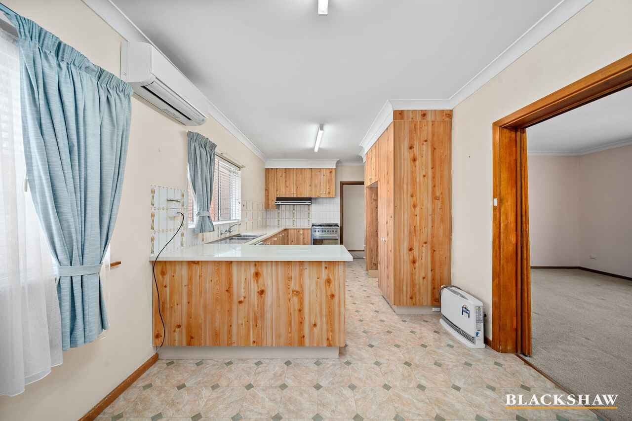 10 Ingleside Road, Karabar, Karabar - Thumbnail 8