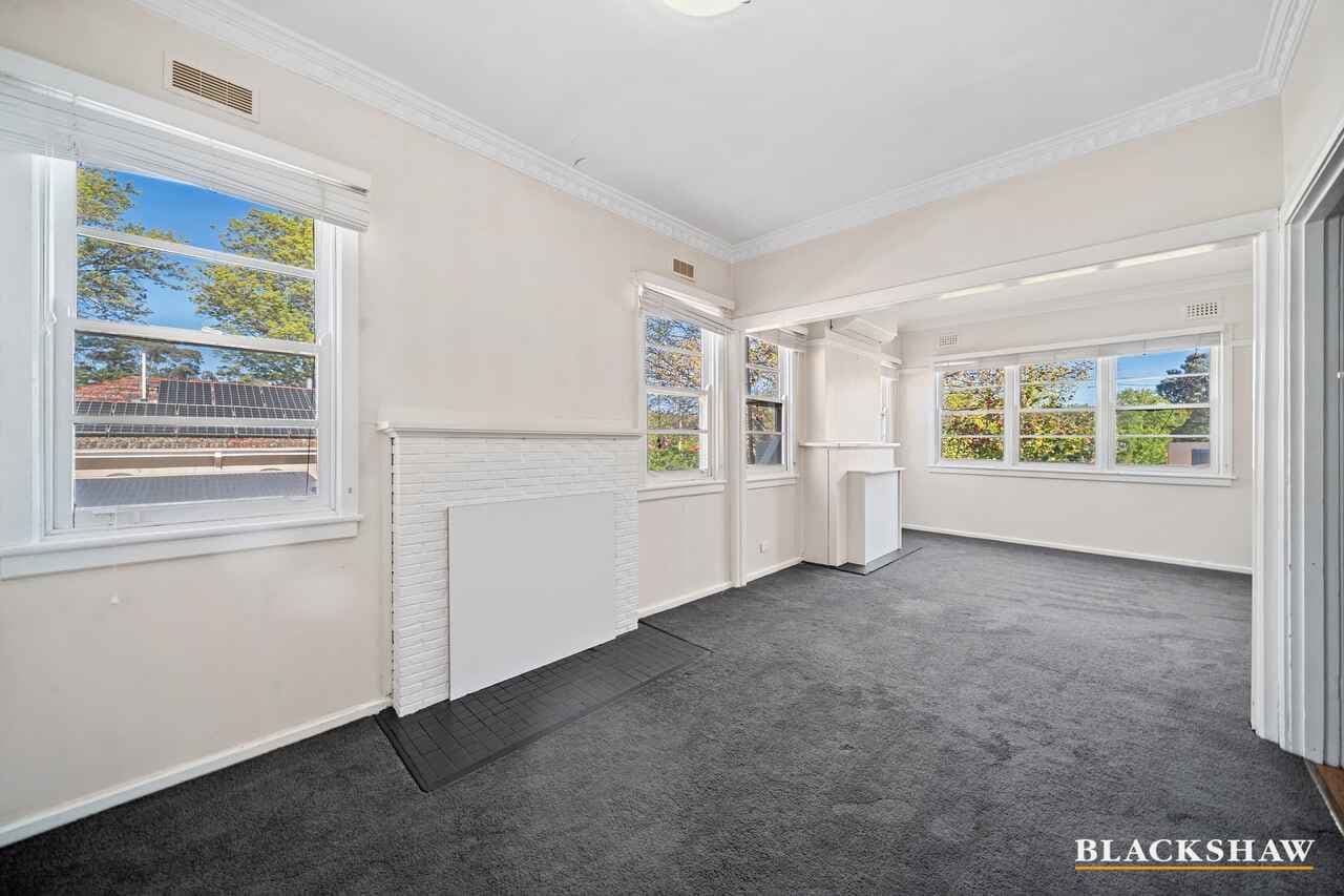 30 Hirst Avenue, Queanbeyan, Queanbeyan - Thumbnail 4