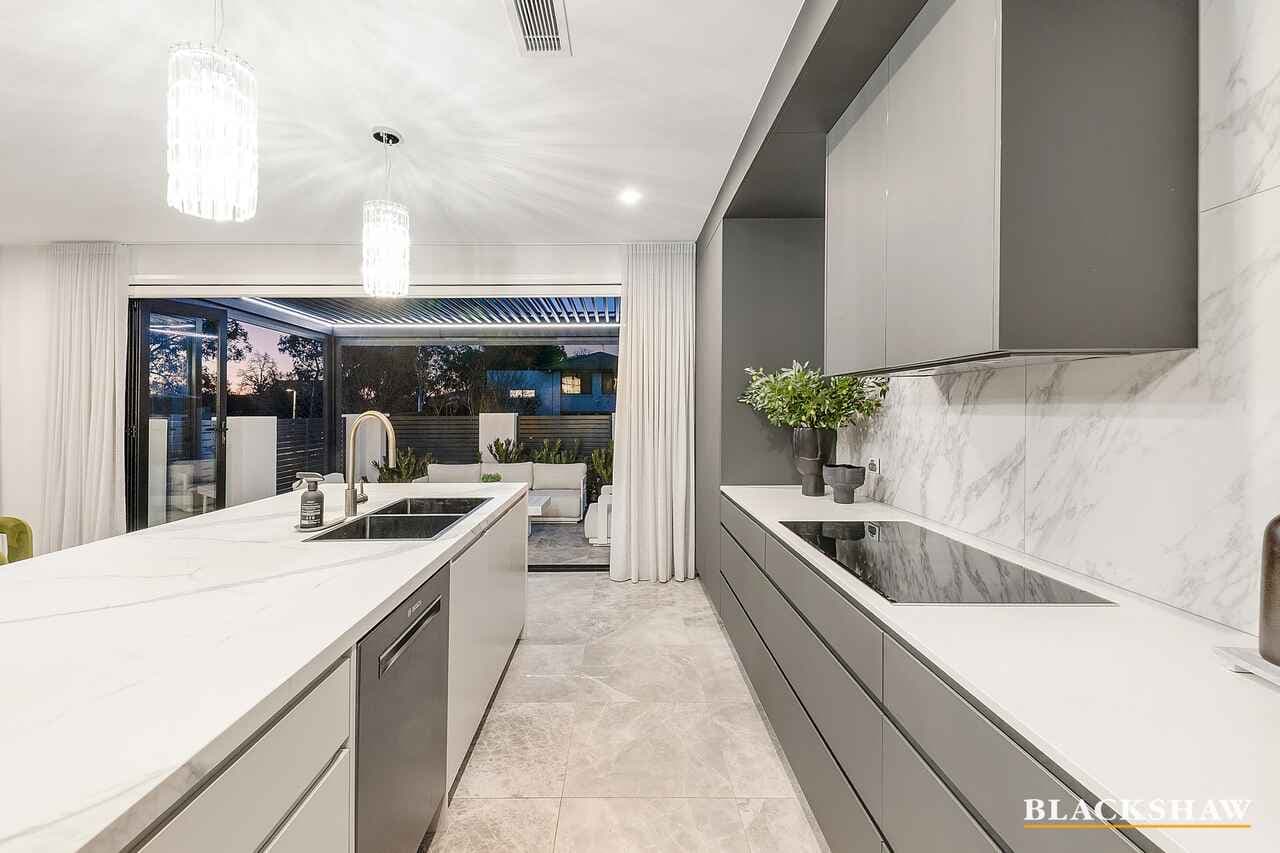 80 Hopetoun Circuit, Yarralumla, Yarralumla - Thumbnail 6