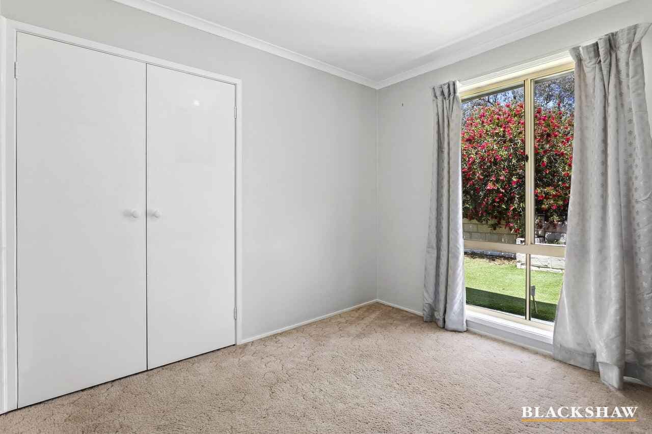 8 Hugh Mckay Crescent, Dunlop, Dunlop - Thumbnail 7