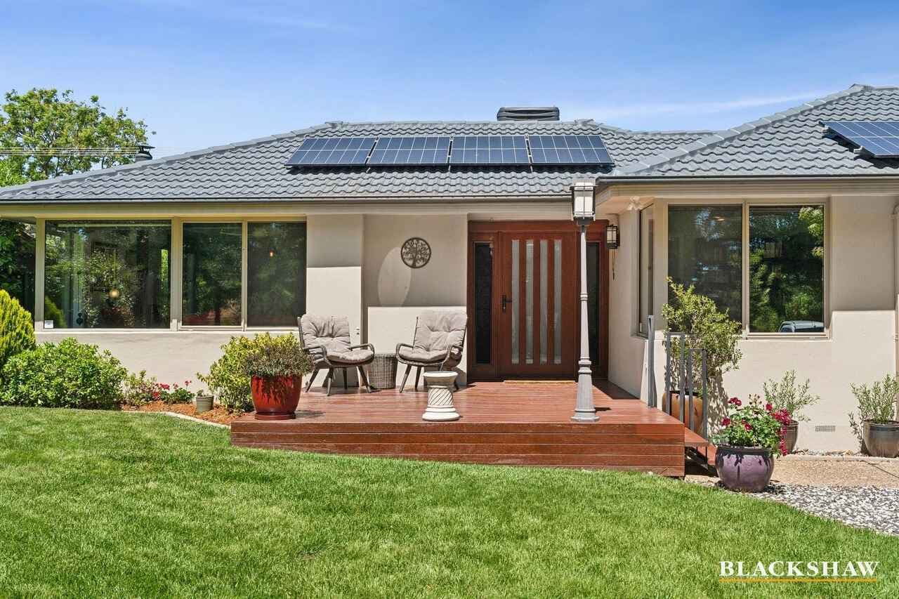 14 Poole Place, Latham, Latham - Image 1