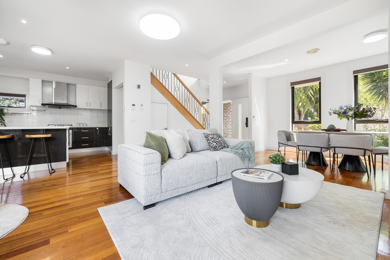 1/7 Fletcher Court, Mount Waverley, Mount Waverley - Thumbnail 4