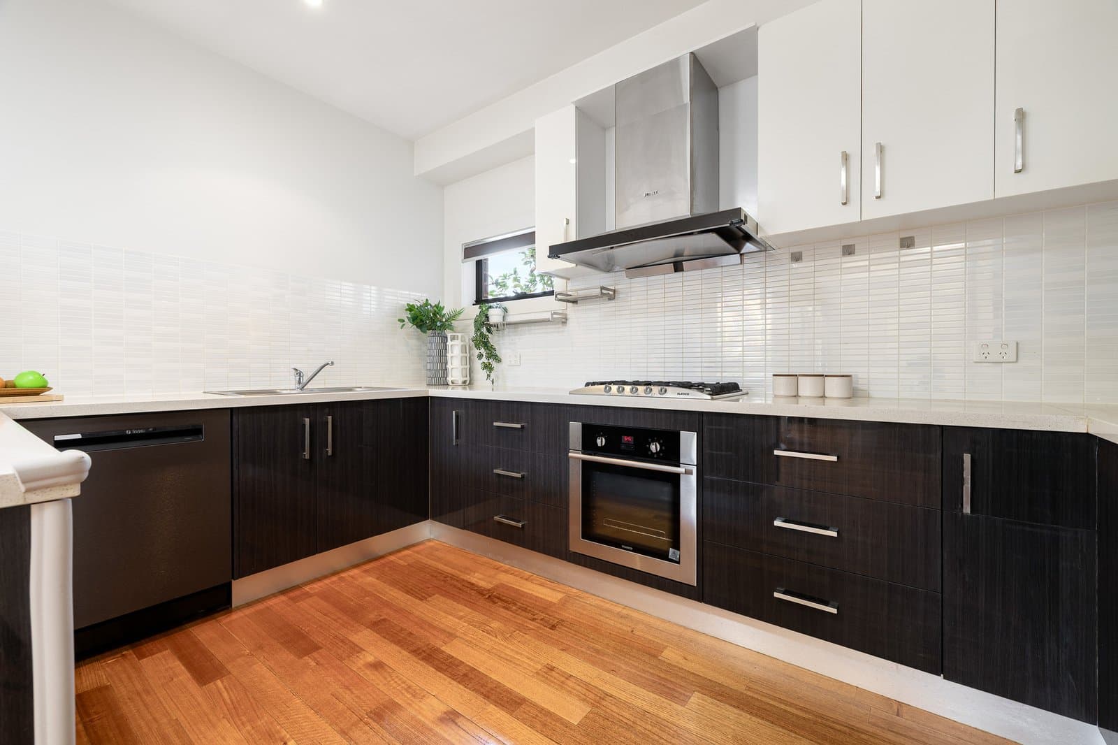 1/7 Fletcher Court, Mount Waverley, Mount Waverley - Thumbnail 6