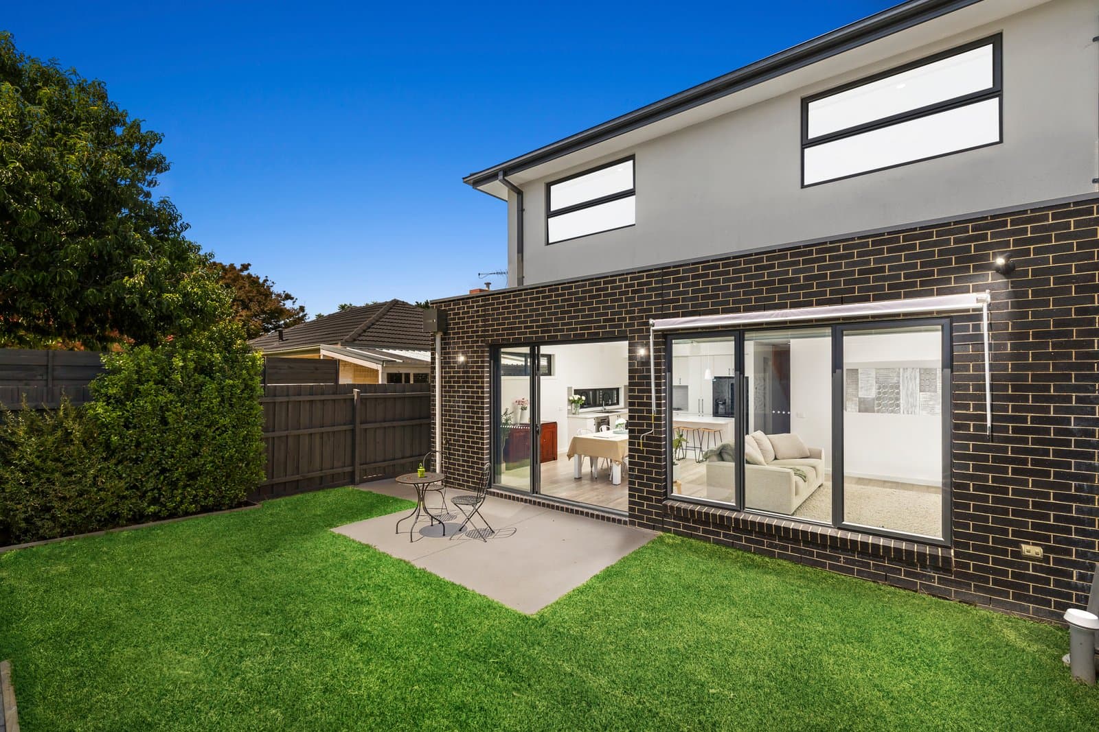 7B Bronwyn Court, Clayton South, Clayton South - Thumbnail 2