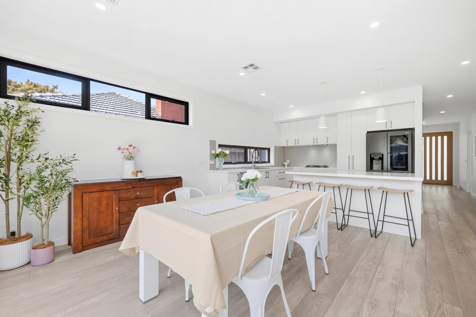 7B Bronwyn Court, Clayton South, Clayton South - Thumbnail 4