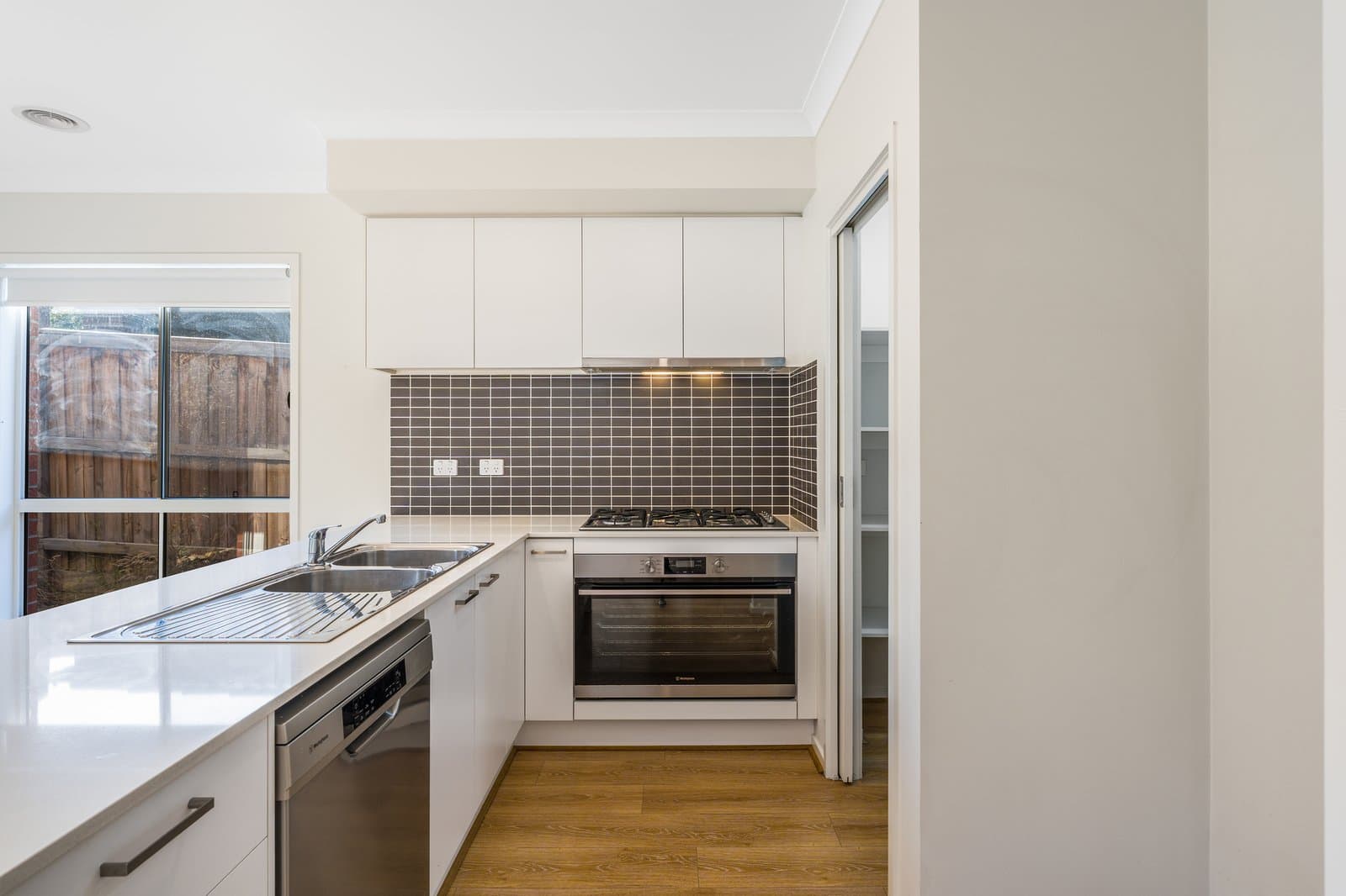 22 Meereen Street, Charlemont, Charlemont - Thumbnail 5