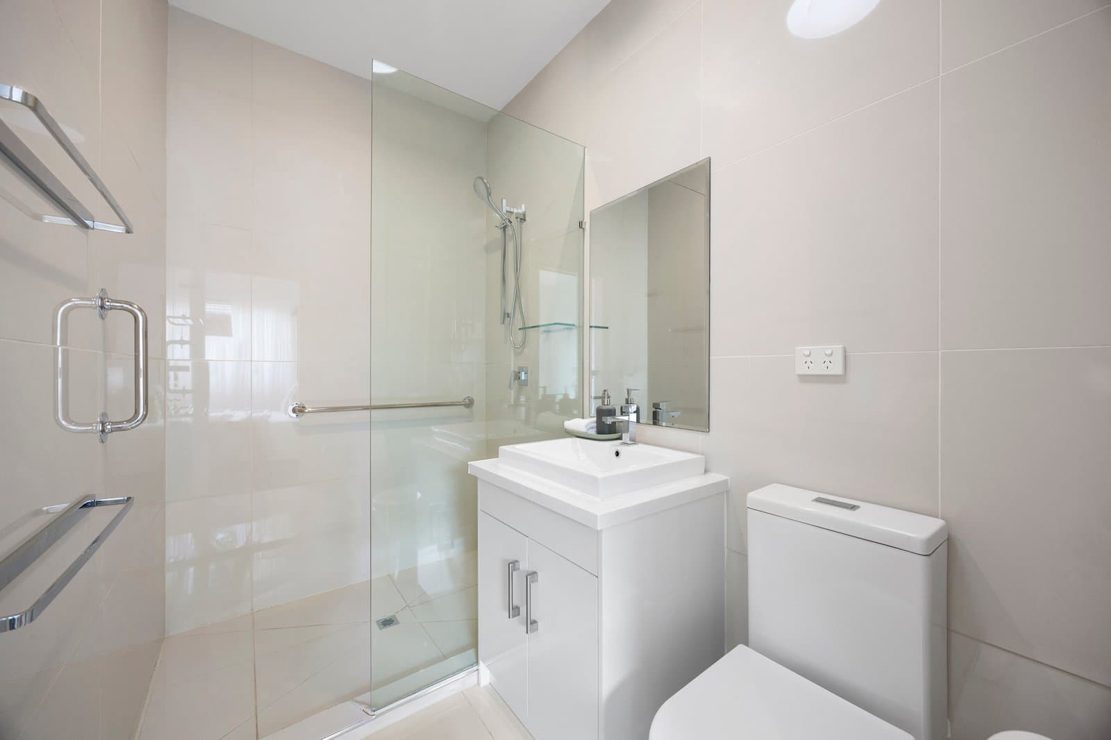 2/71 Tudor Street, Bentleigh East, Bentleigh East - Thumbnail 2