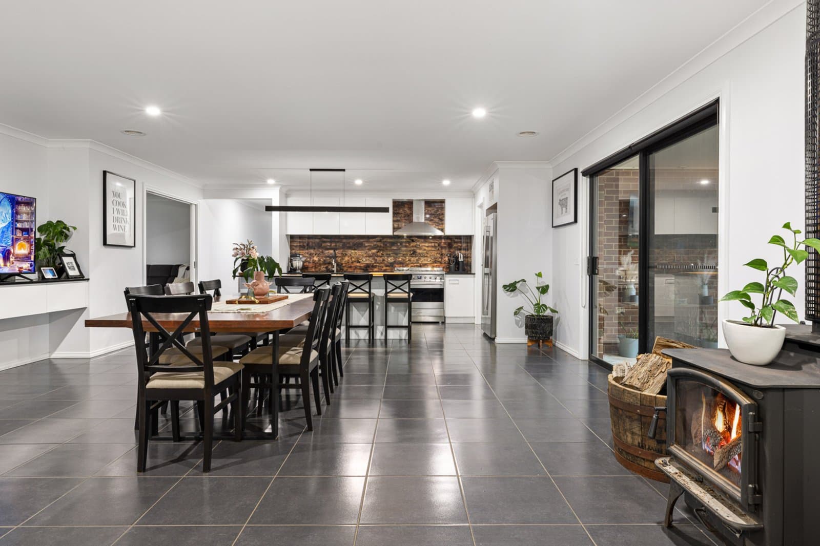 62 Stringybark Drive, Brown Hill, Brown Hill - Thumbnail 8