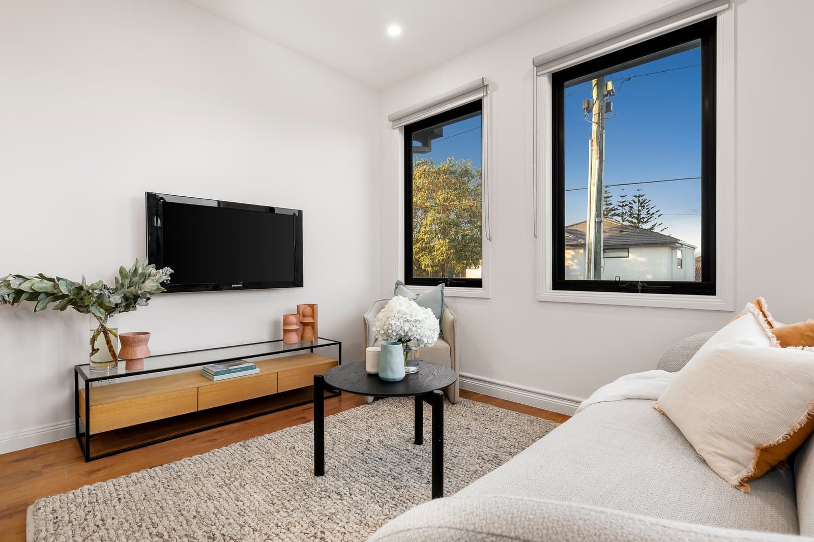 2C Fairbank Road, Bentleigh, Bentleigh - Thumbnail 2