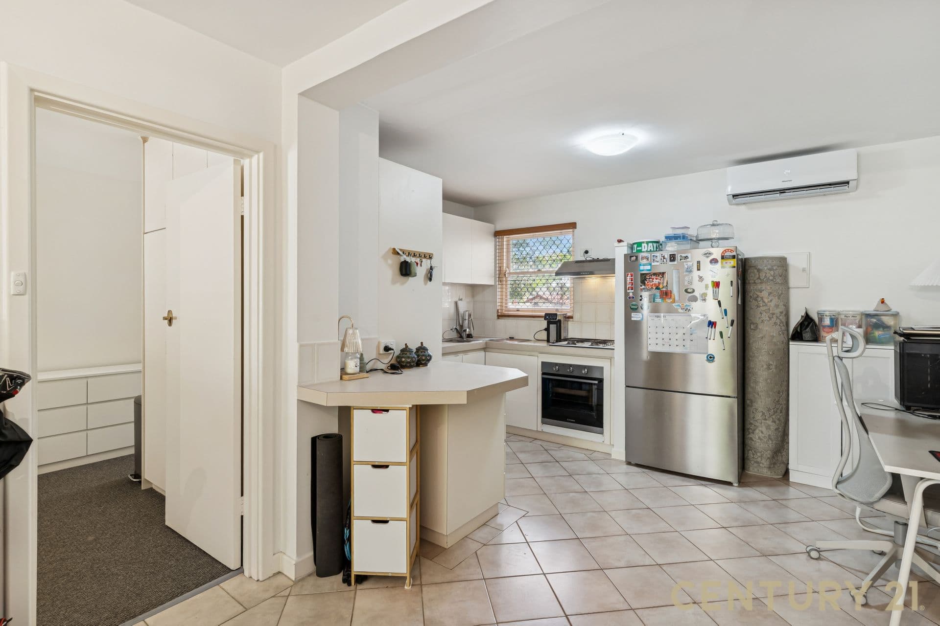 2/35 Mill Point Road, South Perth, WA, 6151, South Perth - Thumbnail 2