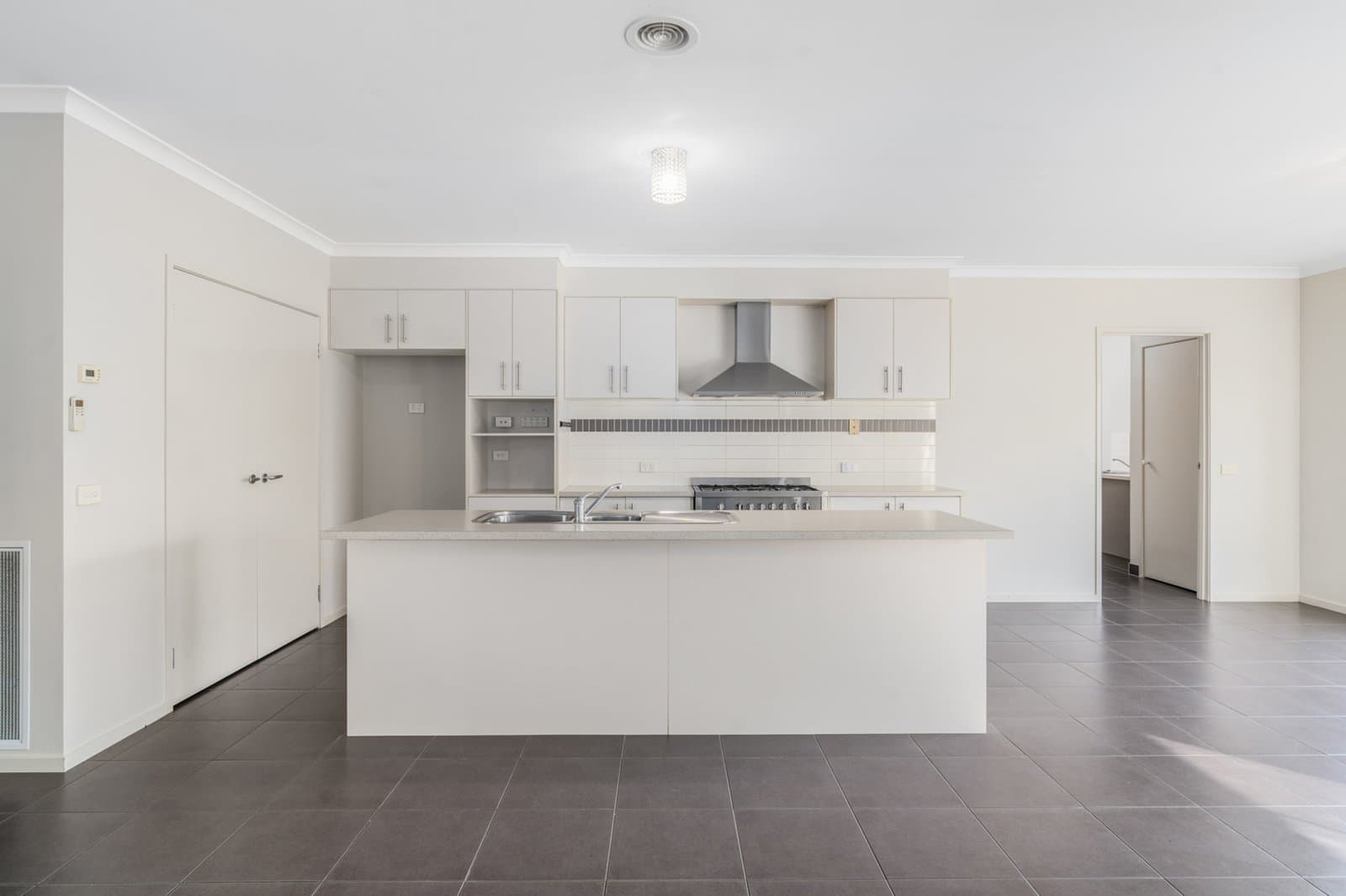 20 Swanbourne Avenue, Highton, Highton - Thumbnail 6