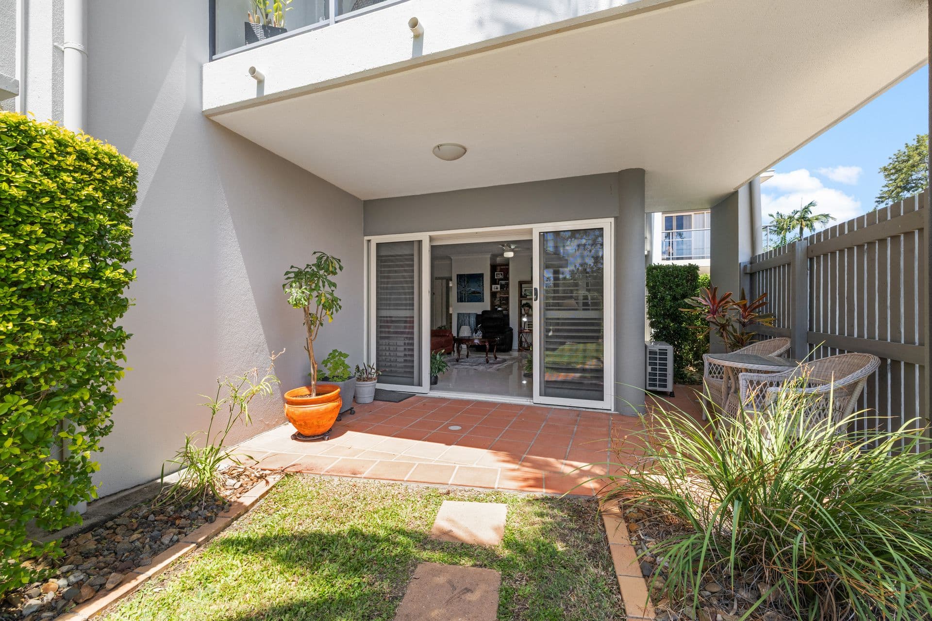 2/42 Oyster Point Esplanade, Scarborough, QLD, 4020, Scarborough - Thumbnail 5