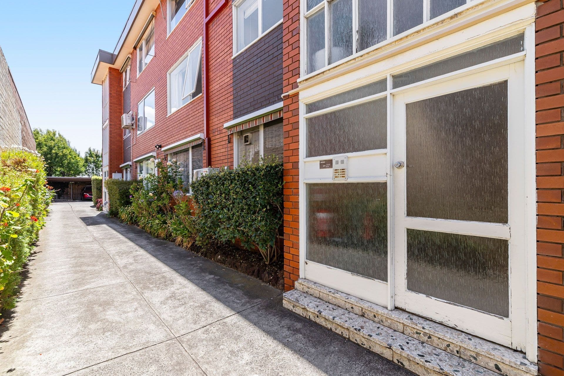 2/49 Patterson Street, Middle Park, VIC, 3206, Middle Park - Thumbnail 2
